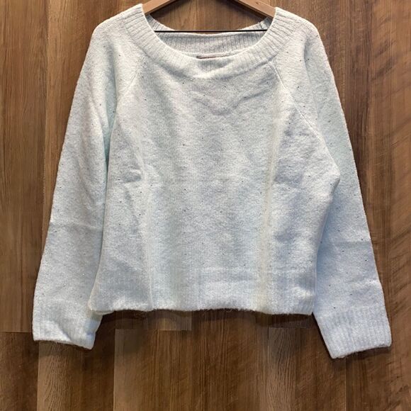 VICTORIA’S SECRET SWEATER  - Picture 1 of 8